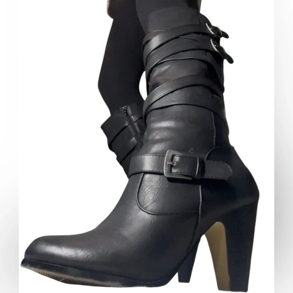 Heeled Boots - Picture 3 of 9